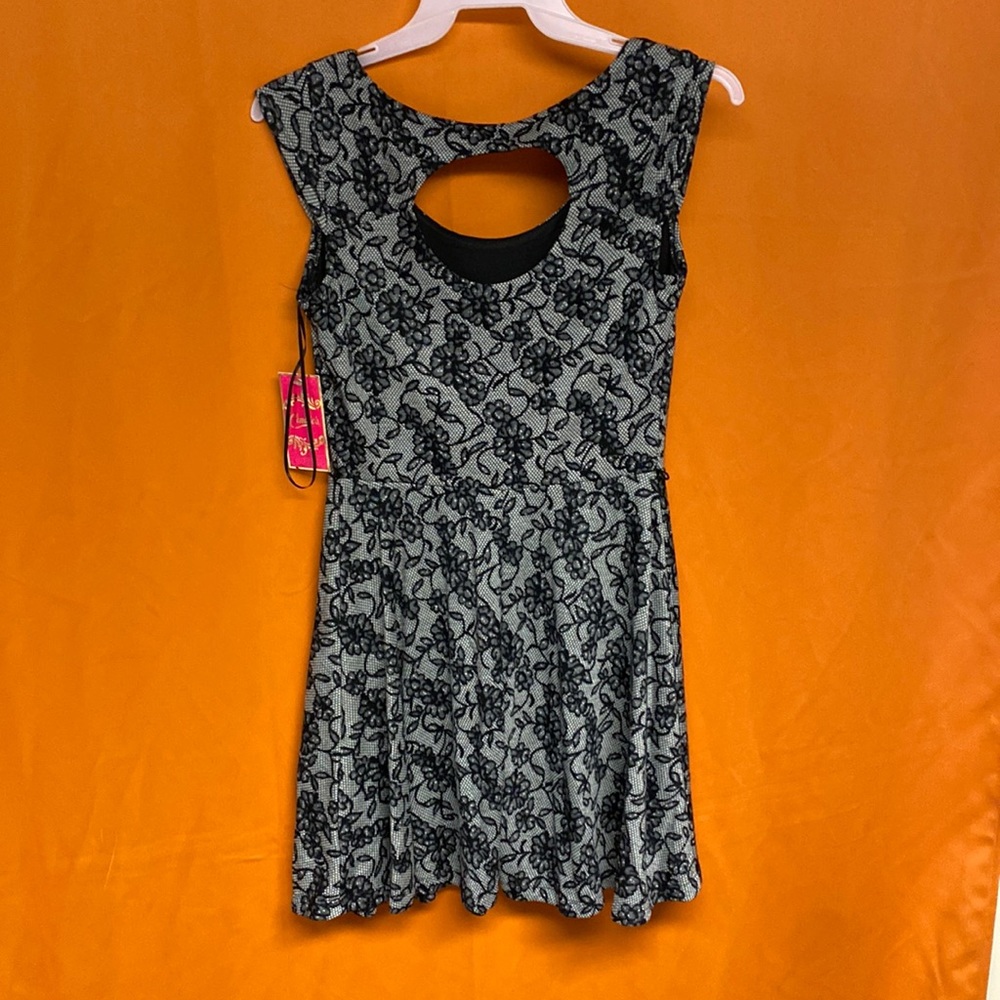 Lace dress